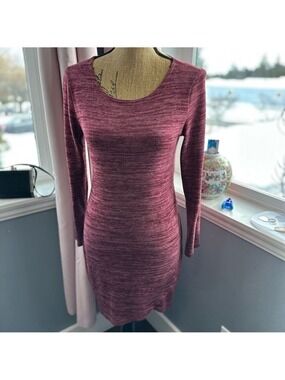 Jolie Red Heathered Long Sleeve Scoop Neck Dress US S